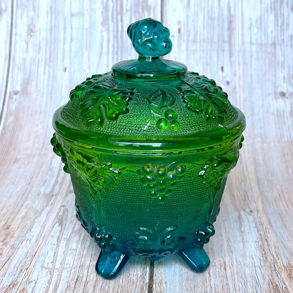 Vintage Jeannette Glass Green Harvest Grape Footed Covered Candy Dish Compote